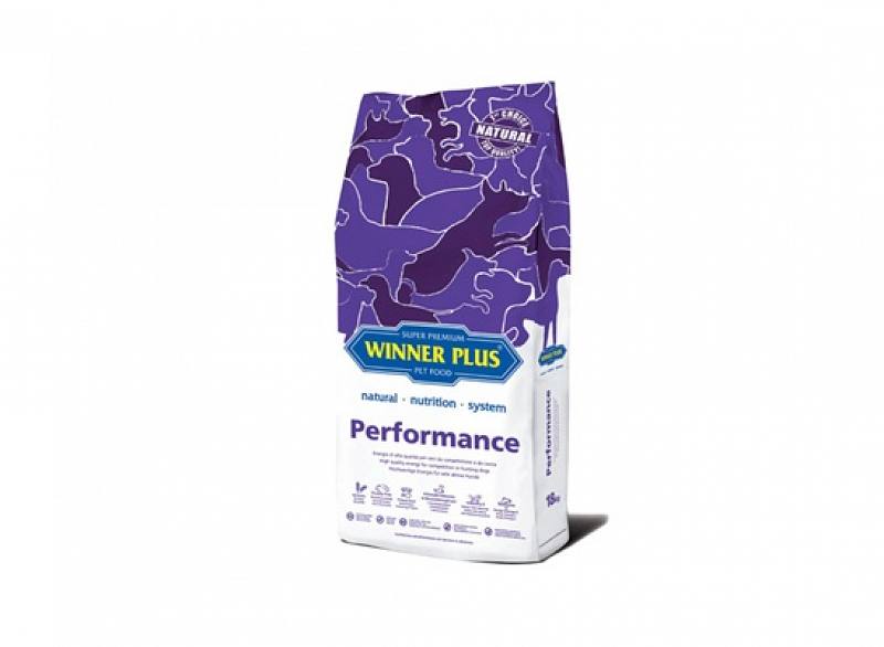 Performance με κοτόπουλο και σολομό.